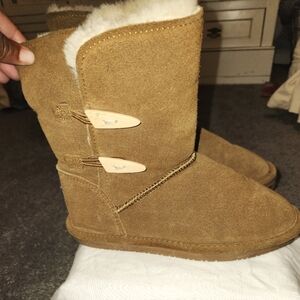 Bearpaw boot